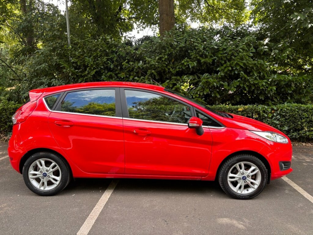 Ford Fiesta 1L Zetec Red #5