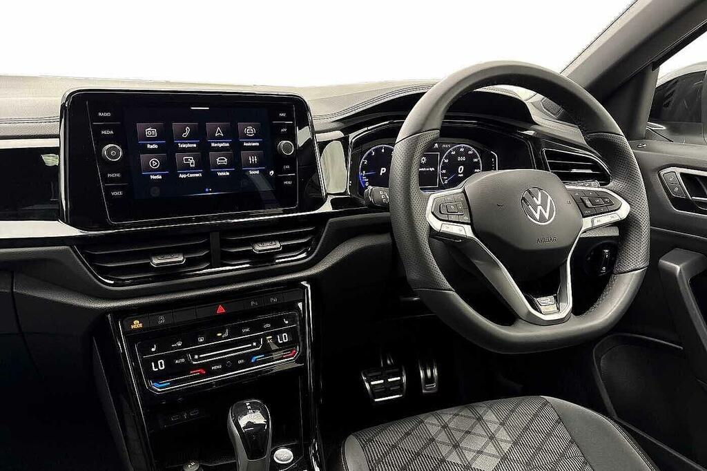Volkswagen T-Roc 1.5 Tsi Black Edition Plus Dsg Euro 6 Ss DE75UYR White #2