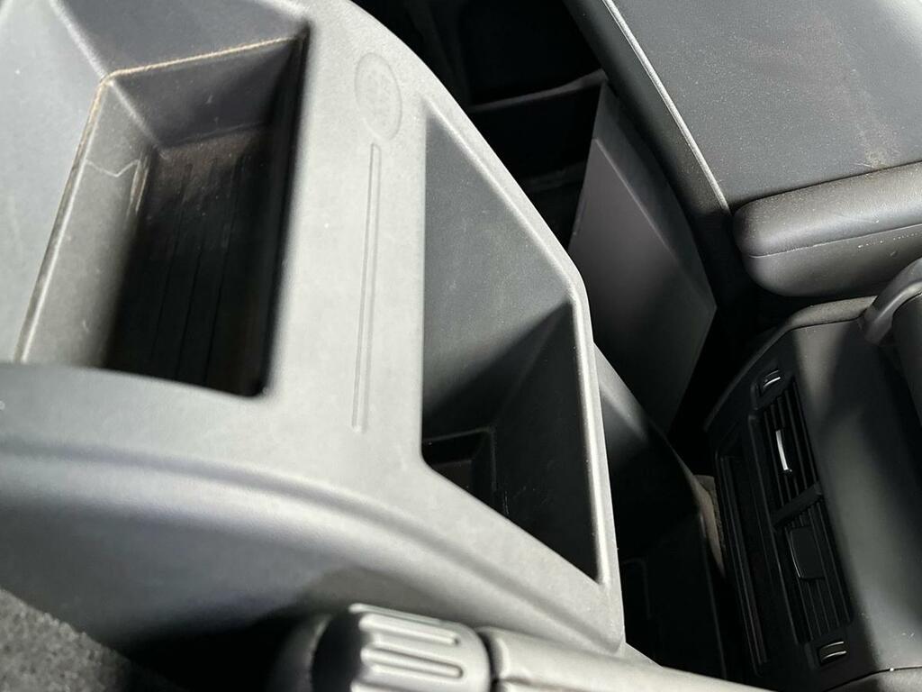 Land Rover Discovery 3.0 D300 R-dynamic Hse Commercial Grey #18