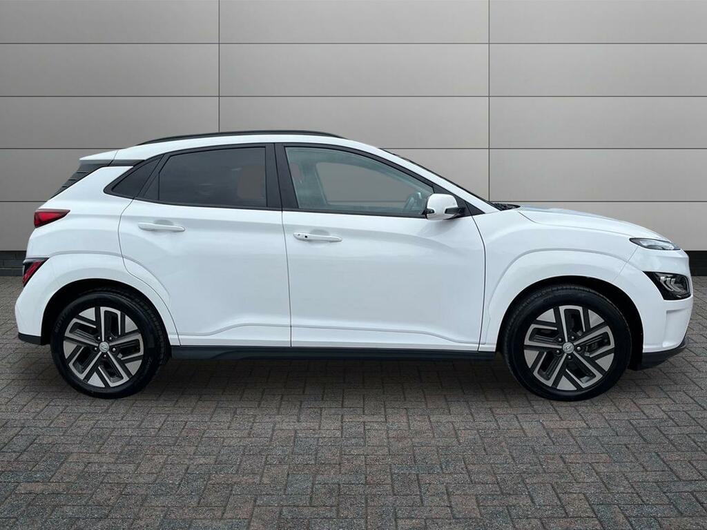 Hyundai Kona 64Kwh Premium Suv 10.5Kw Charge White #5