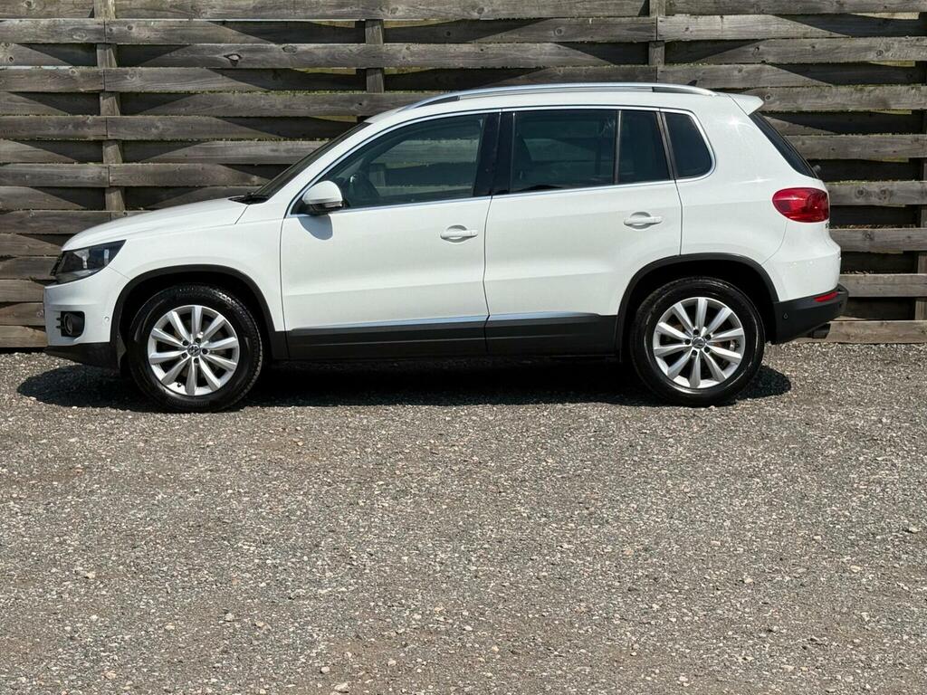 Volkswagen Tiguan Suv 2.0 Tdi Bluemotion Tech Match 2Wd Euro 5 Ss BJ15VFL White #4