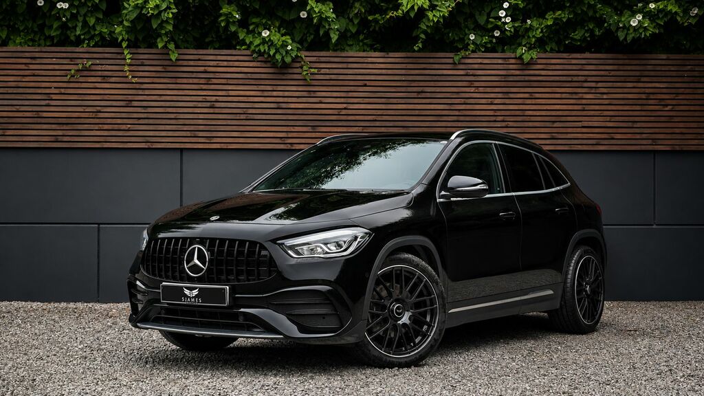 Mercedes-Benz GLA Class 2021 2.0 Gla200d Amg Line Premium Suv Black