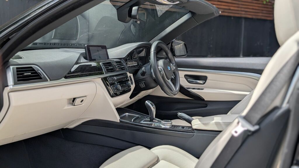 BMW 4 Series 2018 2.0 420I Gpf M Sport Convertible A Black #3