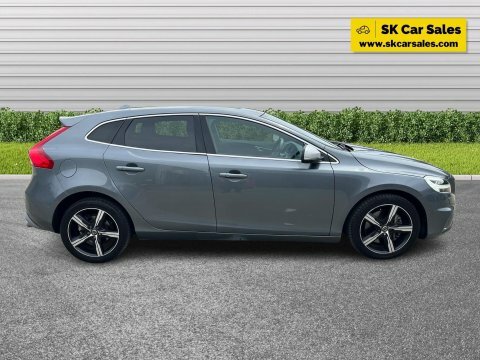 Volvo V40 1.5 T3 R-design  #4