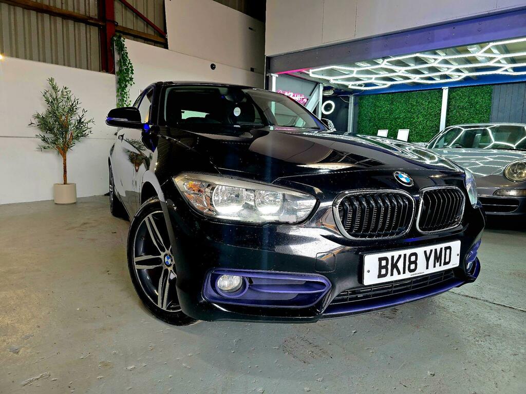 BMW 1 Series Sport Black #4