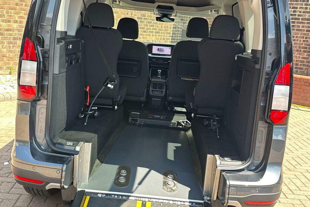 Ford Tourneo Connect 2.0 Ecoblue Sport 7 Seat Grey #28