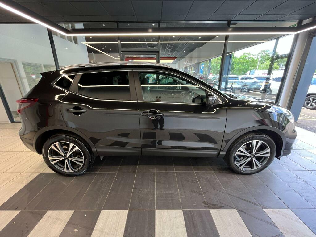 Nissan Qashqai 1.3 Dig-t N-connecta Euro 6 Ss Black #4
