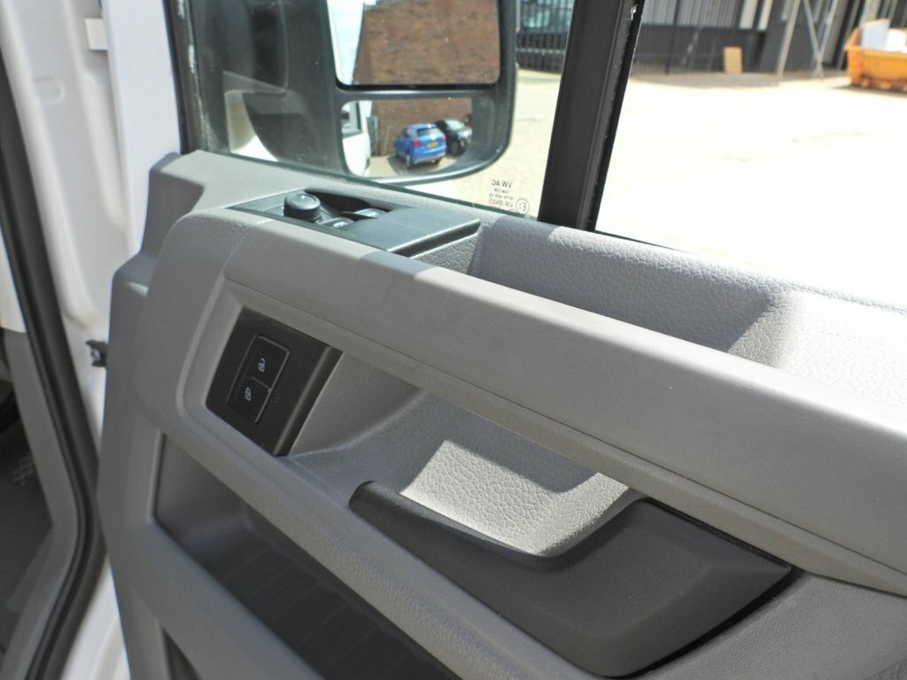 Volkswagen Crafter 2.0 Tdi 140Ps Trendline High Roof Van White #20