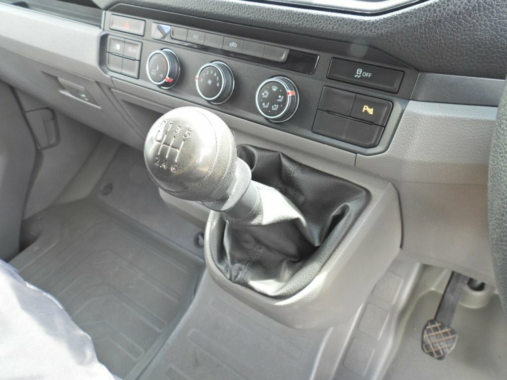 Volkswagen Crafter 2.0 Tdi 140Ps Trendline High Roof Van White #28