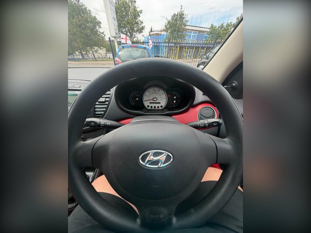 Hyundai I10 1.1 Es Euro 4 Red #11