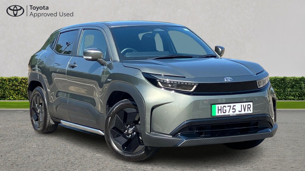 Toyota Urban Cruiser 61Kwh Design Green