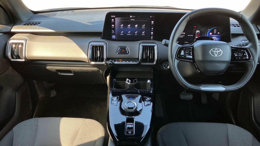 Toyota Urban Cruiser 61Kwh Design Green #6