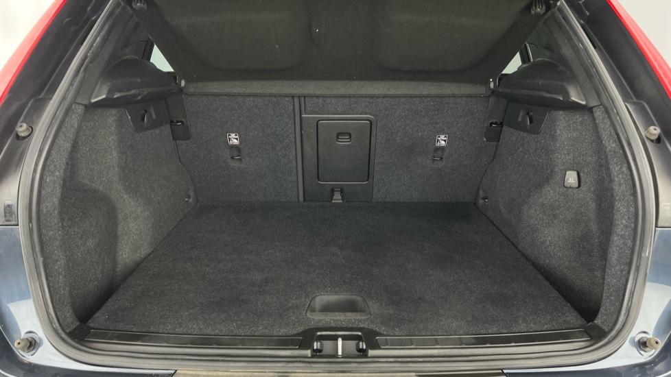 Volvo XC40 R-design, T3 Blue #5