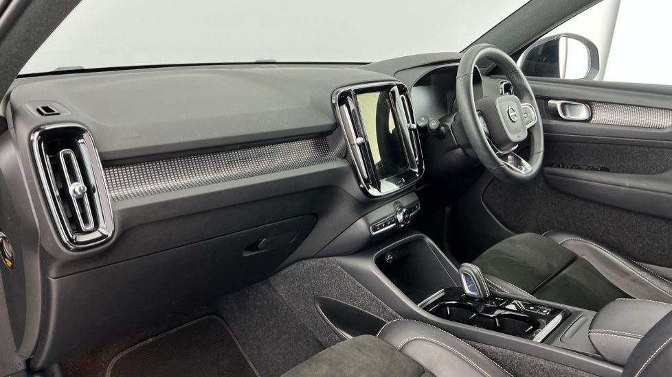 Volvo XC40 R-design, T3 Blue #6