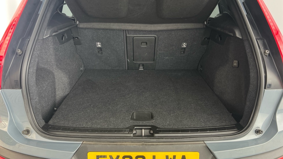 Volvo XC40 Recharge R-design, T4 Plug-in Hybrid Grey #5