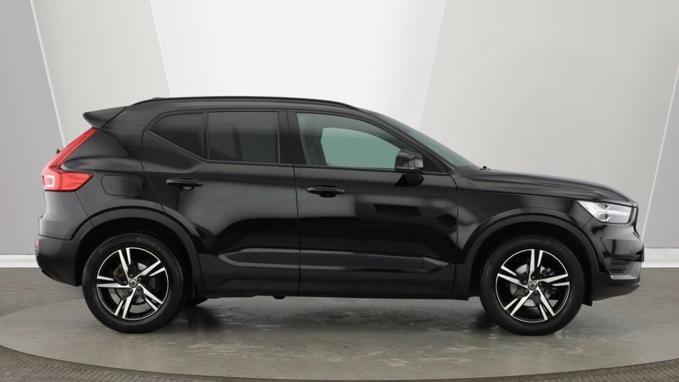 Volvo XC40 R-design, T3 Black #2