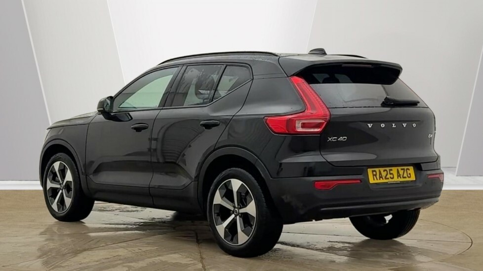 Volvo XC40 Plus, B4 Mild Hybrid, Dark Black #3