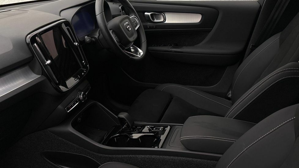 Volvo XC40 Plus, B4 Mild Hybrid, Dark Black #6