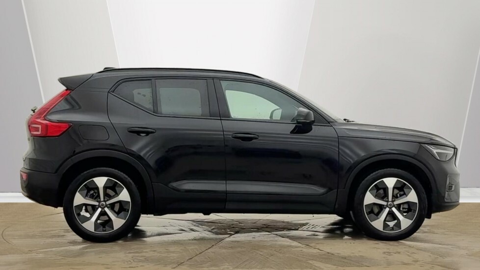 Volvo XC40 Plus, B4 Mild Hybrid, Dark Black #2