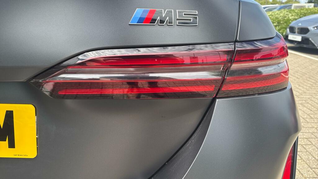 BMW M5 22.1Kwh Touring Steptronic Xdrive Euro 6 Red #21