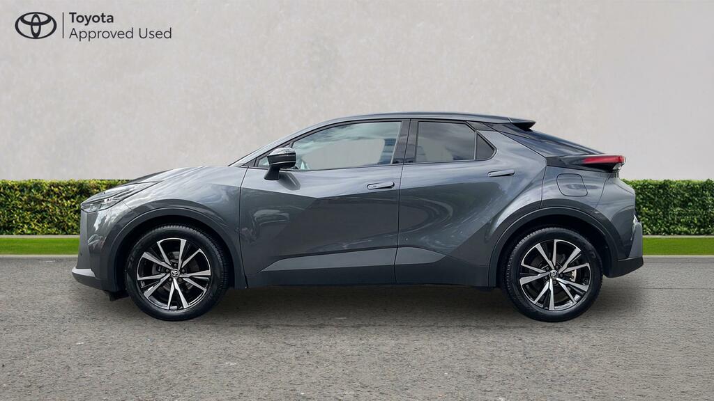 Toyota C-Hr Excel 2.0 Fwd Plug-in Jbl Tech White #50