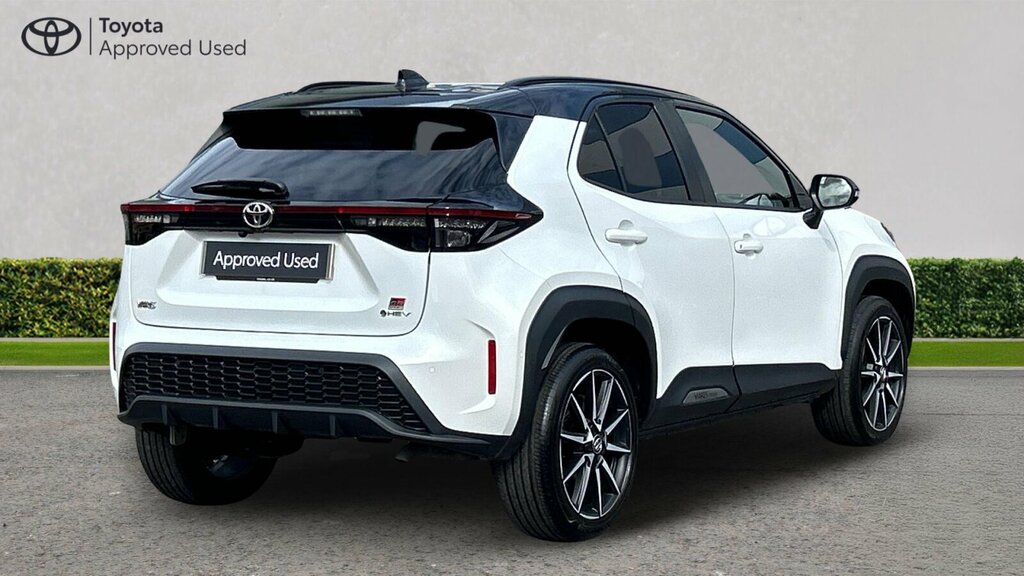 Toyota Yaris Cross 1.5 Vvt-h Gr Sport E-cvt Euro 6 Ss White #3