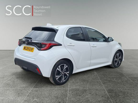 Toyota Yaris Design WG24GYF White #6