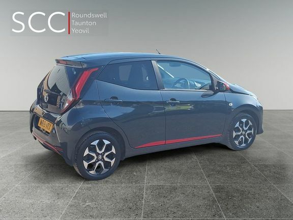 Toyota Aygo X X-trend M Grey #6