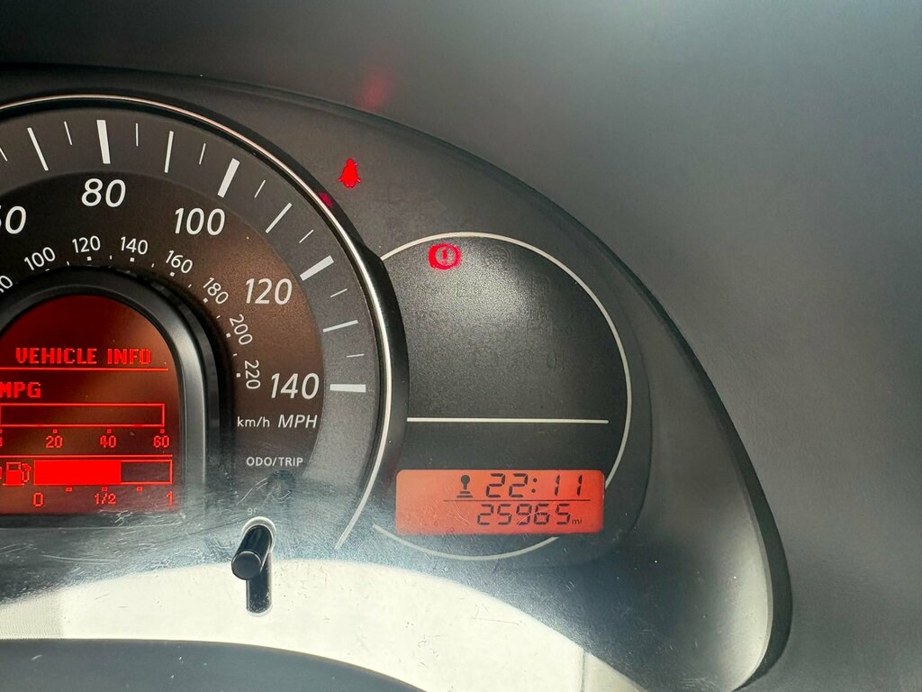 Nissan Micra 1.2 Dig-s Tekna Hatchback Euro 5 Grey #3