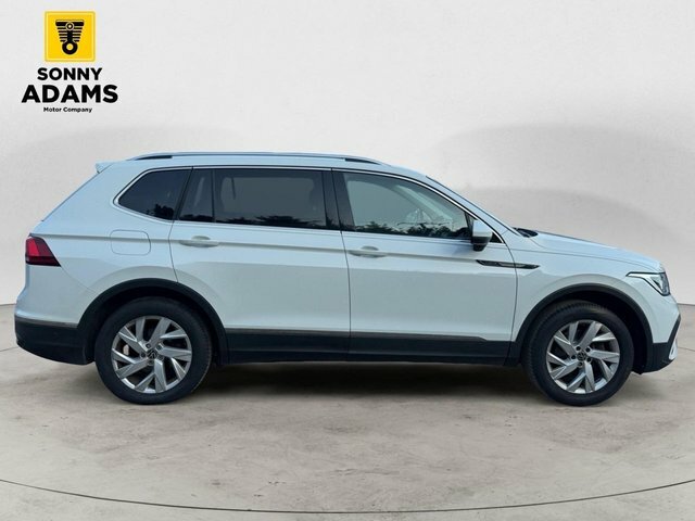 Volkswagen Tiguan Allspace 1.5 Tsi Life Suv Dsg Euro 6 S S 150 LD72HKW White #3