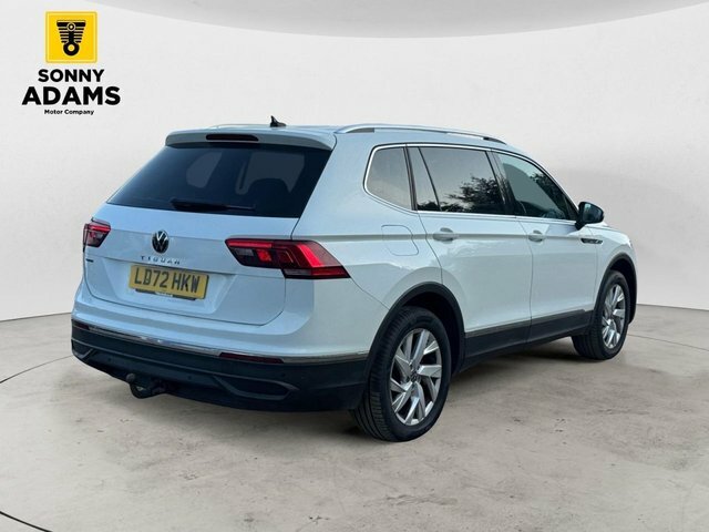 Volkswagen Tiguan Allspace 1.5 Tsi Life Suv Dsg Euro 6 S S 150 LD72HKW White #4