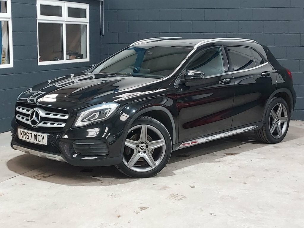 Mercedes-Benz GLA Class 2L Amg Line Black #5