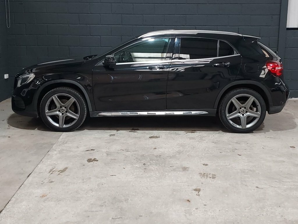 Mercedes-Benz GLA Class 2L Amg Line Black #6