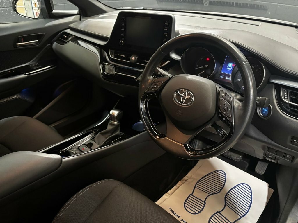 Toyota C-Hr 1.8L Design Silver #2