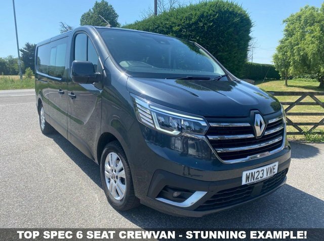 Renault Trafic Ll30 Sport 6 Seat Lwb Crew Van 2.0 Dci 150Ps Grey