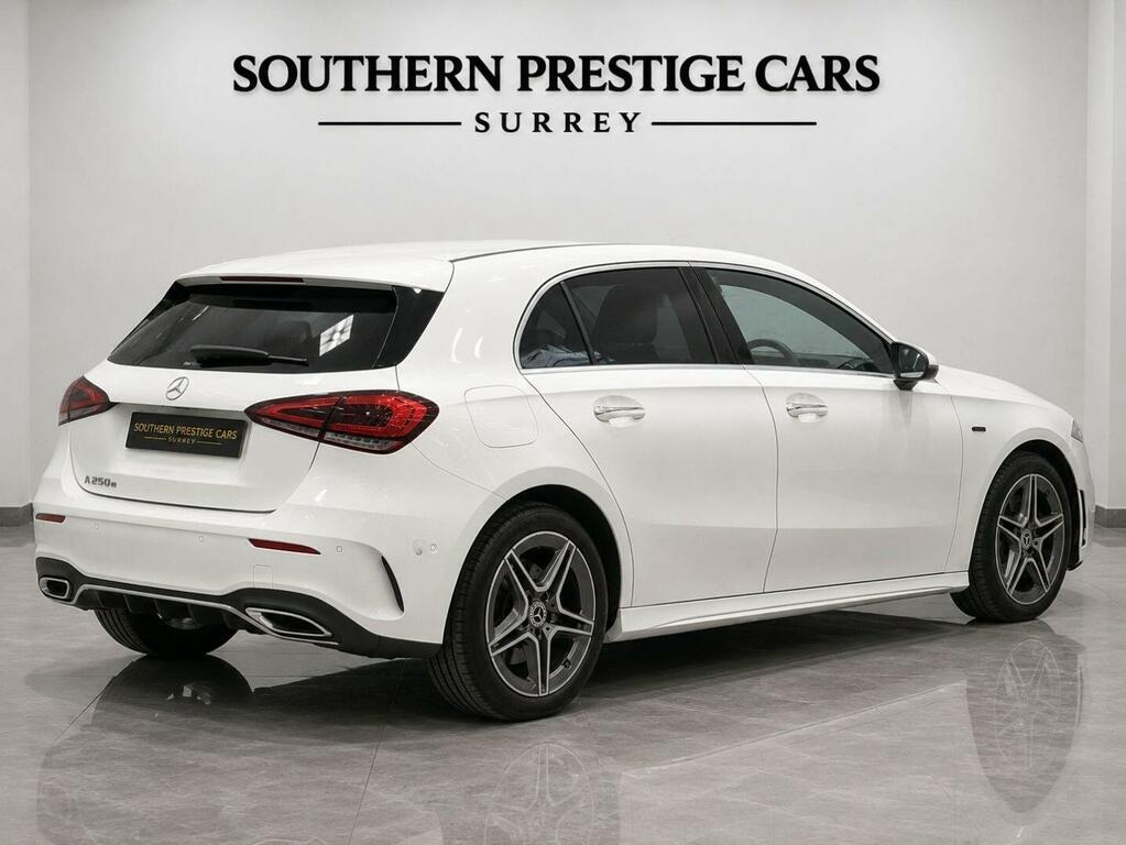 Mercedes-Benz A Class 1.3 A250e 15.6Kwh Amg Line Premium Plus 2 8G-dct White #3