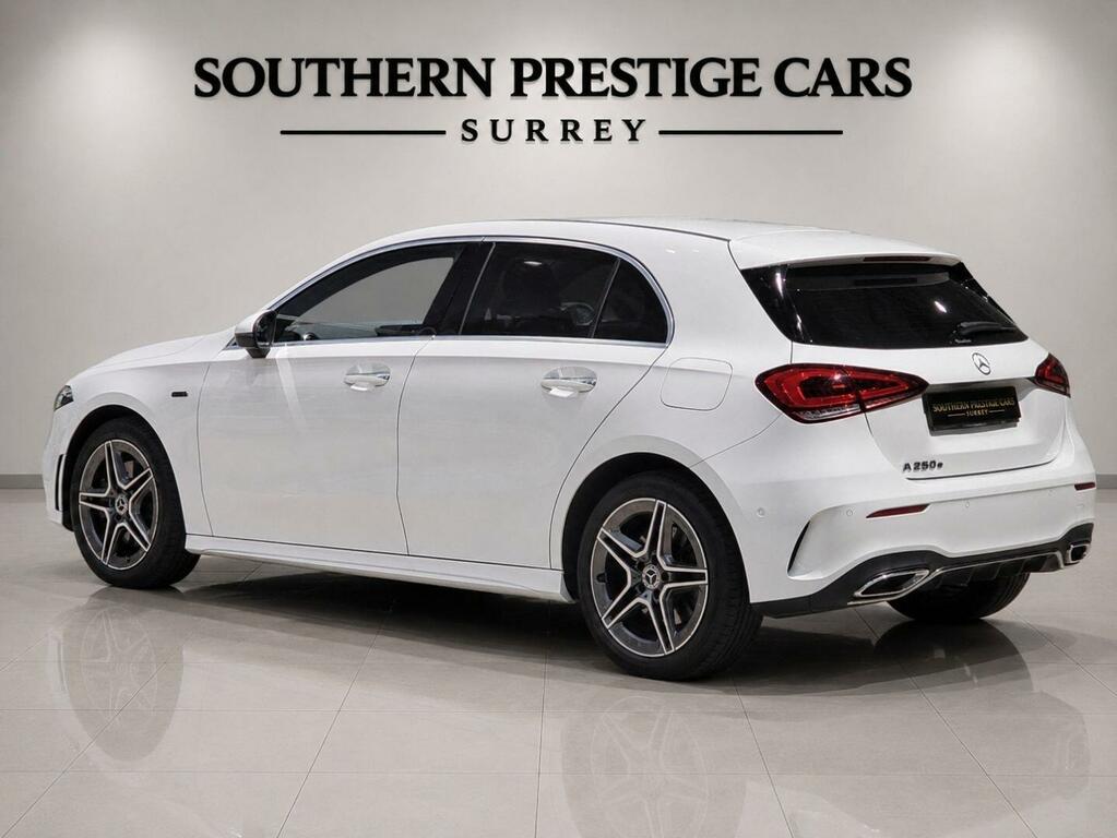Mercedes-Benz A Class 1.3 A250e 15.6Kwh Amg Line Premium Plus 2 8G-dct White #4