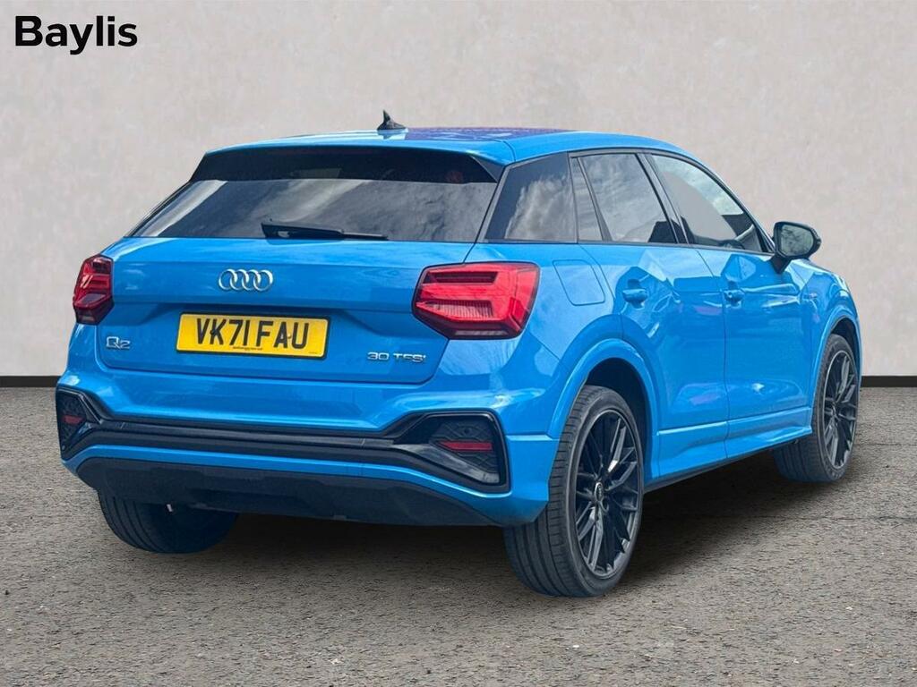Audi Q2 30 Tfsi Black Edition VK71FAU Blue #2