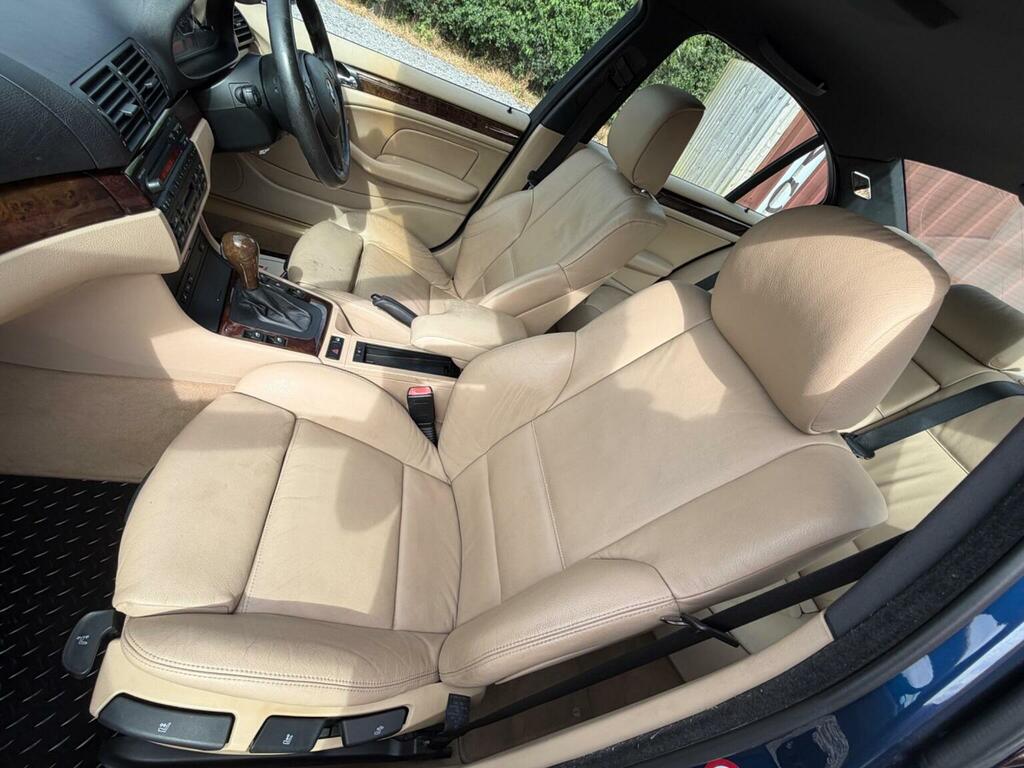 BMW 3 Series 2.0 320D Se Touring Euro 4 White #57