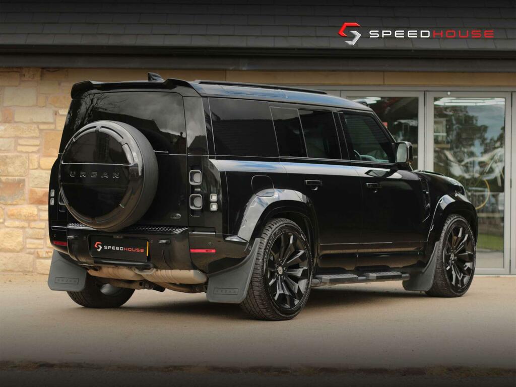 Land Rover Defender 110 X-dynamic Hse Black #4