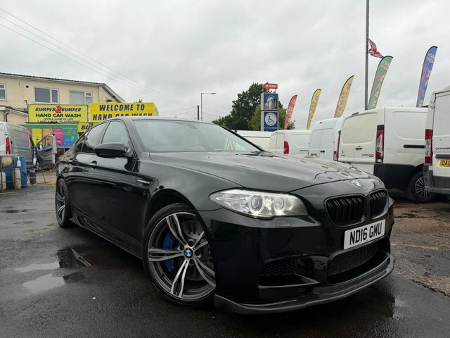 BMW M5 V8 Saloon Black #3