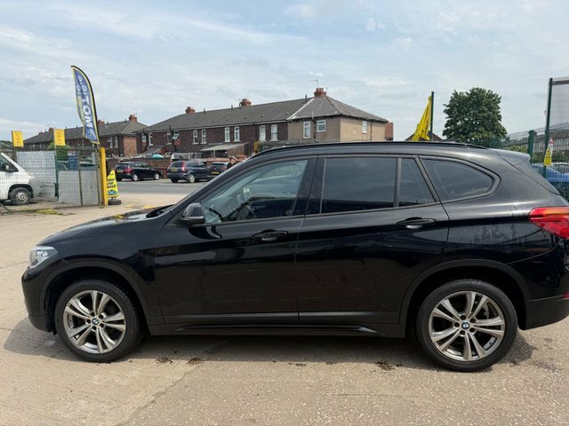 BMW X1 18D Sport Suv Black #4