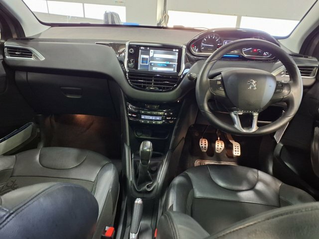 Peugeot 208 Vti Feline Hatchback Pink #6