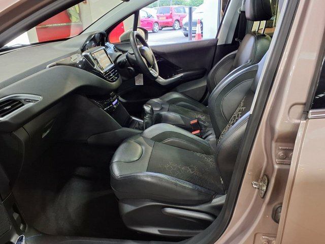 Peugeot 208 1.4 Vti Allure Blue #9