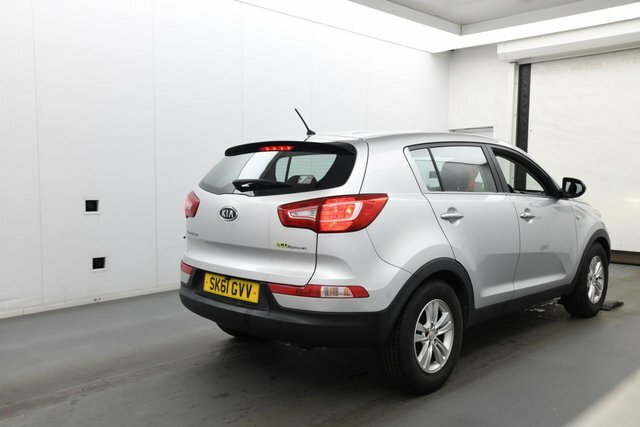 Kia Sportage 2.0 Crdi Kx-3 Awd Euro 5 White #4