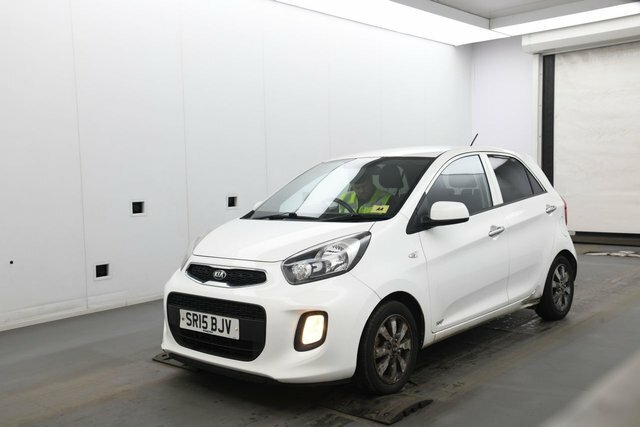 Kia Picanto Sr7 Hatchback White #4