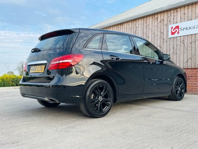 Mercedes-Benz B Class 1.6 B200 Sport 7G-dct Euro 6 Ss #23
