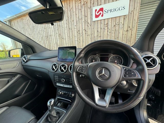 Mercedes-Benz B Class 1.6 B200 Sport 7G-dct Euro 6 Ss #24