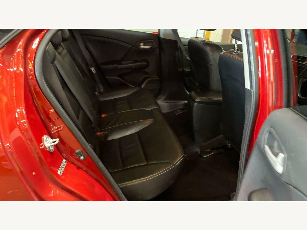 Honda Civic 1.8 I-vtec Se Plus Tourer Euro 5 Ss 20141 White #11