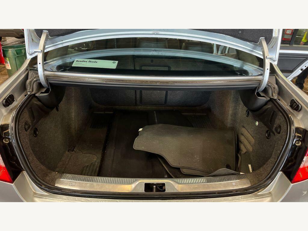 Skoda Superb 2L Elegance Grey #10